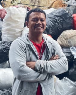 Waste collector