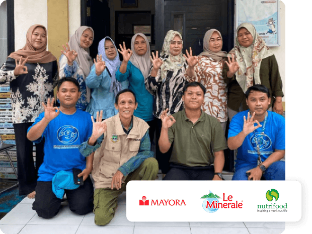 Sirsak waste bank collection team with Mayora, Le Minerale, and Nutrifood